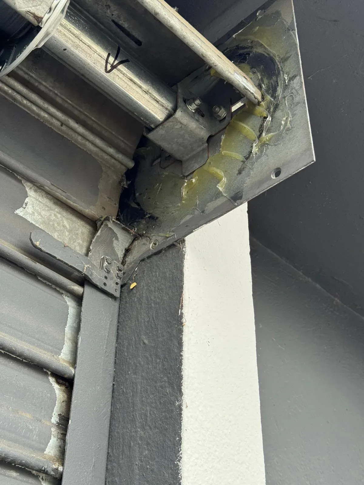 Entretien et maintenance de rideau métallique à Noisy-le-Grand Entretien et maintenance de rideau métallique à Noisy-le-Grand